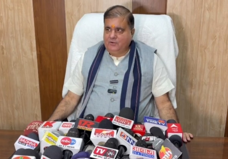 जनता सभी एससी सीटों पर कमल खिलाकर कांग्रेस को सिखाएगी सबक : भट्ट