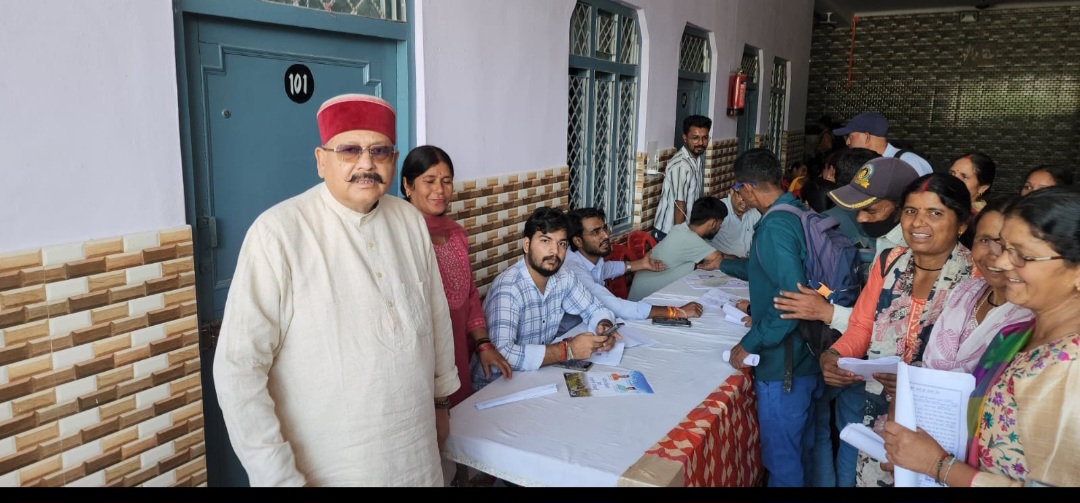 महाराज ने शिविर में अनुपस्थित अधिकारियों के खिलाफ सख्त कार्यवाही के दिये निर्देश