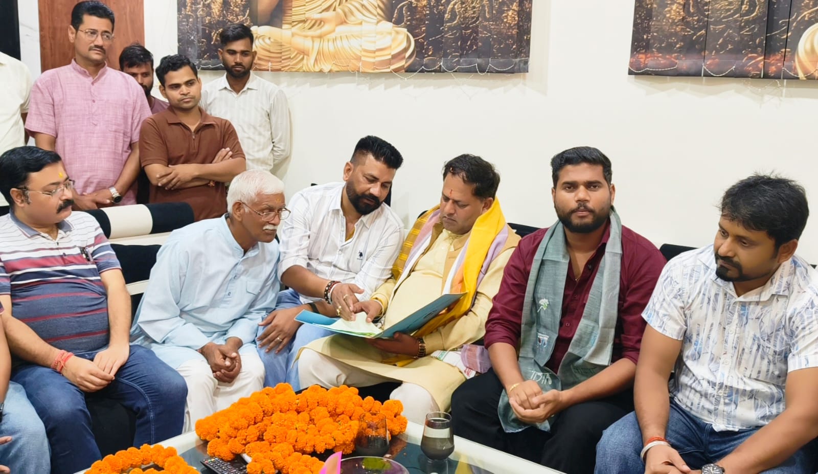 रुद्रपुर: चुनाव बहिष्कार की चेतावनी के महज एक घंटे बाद एक्शन में आए मेयर विकास शर्मा