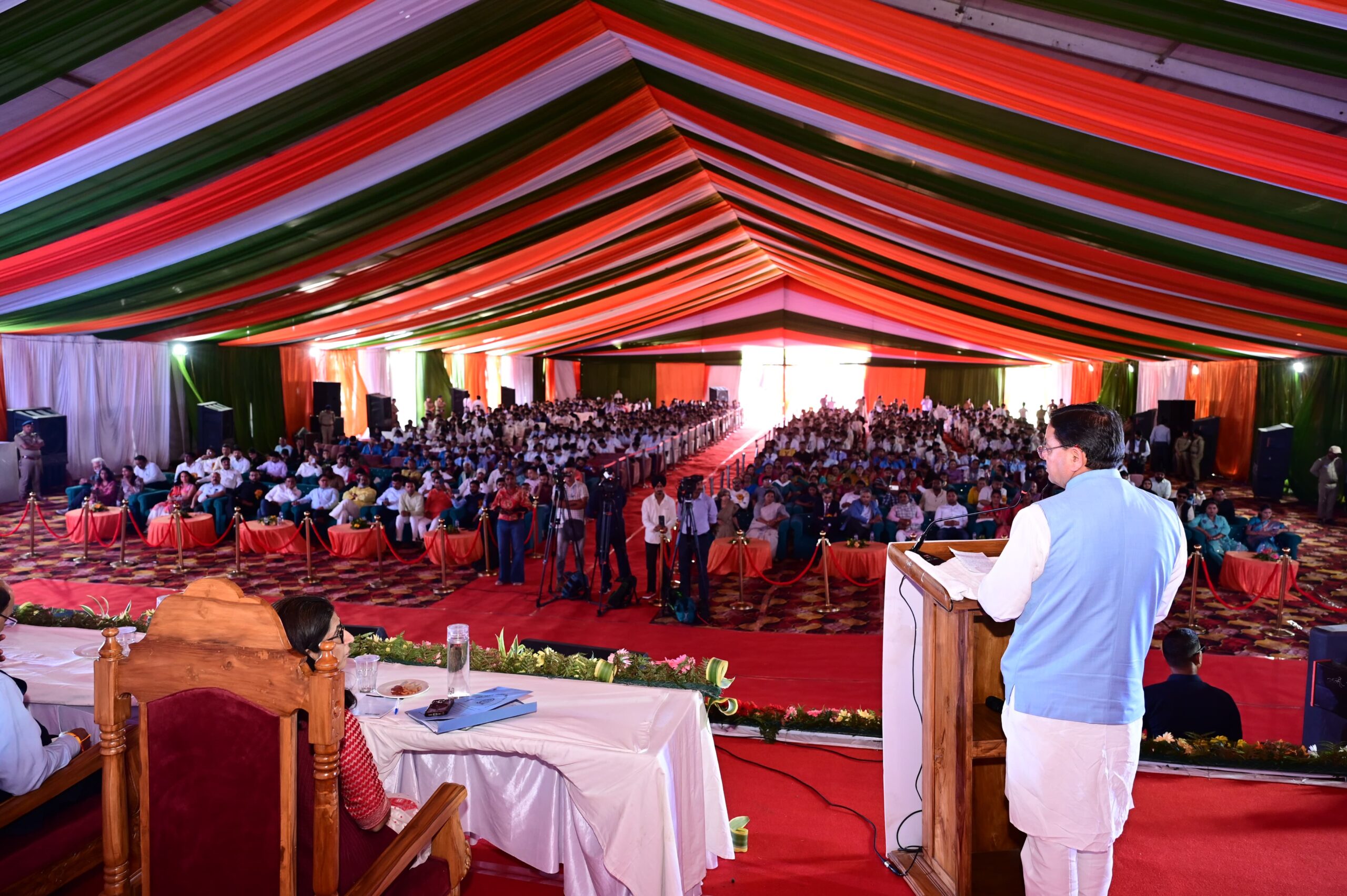चिकित्सा शिक्षा और स्वास्थ्य सुविधाओं को सुदृढ़ बनाने के लिए राज्य सरकार निरंतर प्रयासरत : मुख्यमंत्री