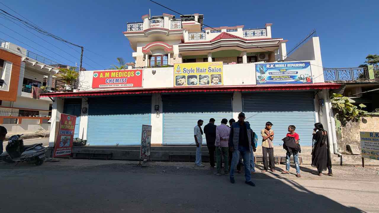 एमडीडीए की बड़ी कार्रवाई: धौरण रोड और सहस्त्रधारा रोड पर अवैध निर्माण सील