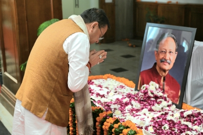 मुख्यमंत्री ने विधानसभा में पूर्व मुख्यमंत्री स्वर्गीय मेजर जनरल भुवन चन्द्र खण्डूड़ी को दी भावभीनी श्रद्धांजलि
