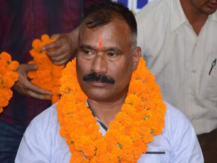 बड़ा झटका: पूर्व विधायक यशपाल बेनाम का भाजपा से इस्तीफा